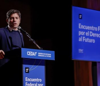 Kicillof prepara el lanzamiento nacional del Movimiento Derecho al Futuro con un plenario federal